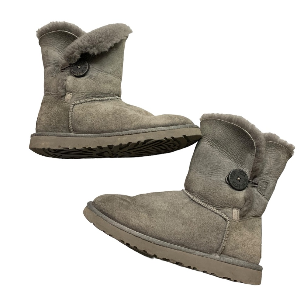 Ugg Bailey Button II